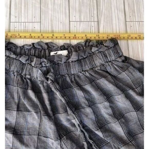 Hollister Shorts Womens S Plaid Gray White Elastic Waist Preppy Stretch Y2K - Picture 4 of 5